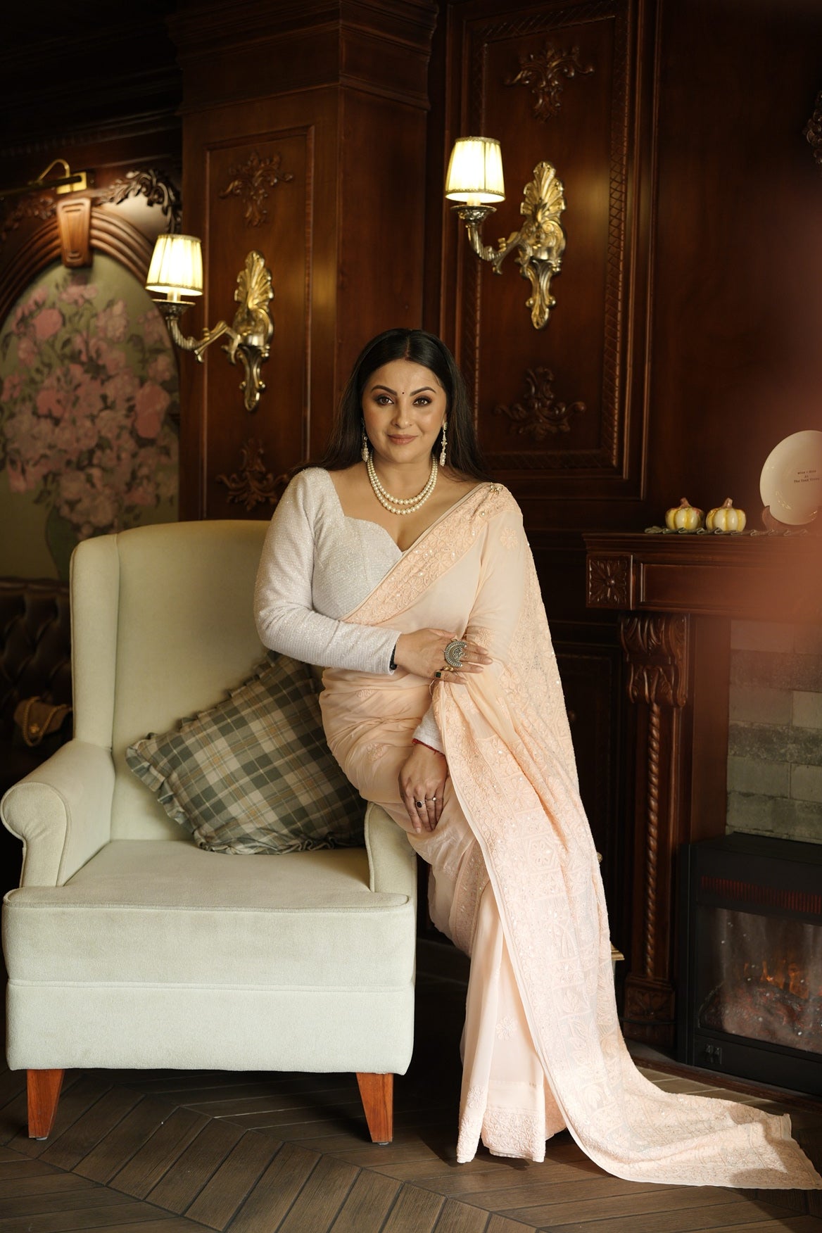 Meher Viscose Georgette Chikankari Saree- Peach