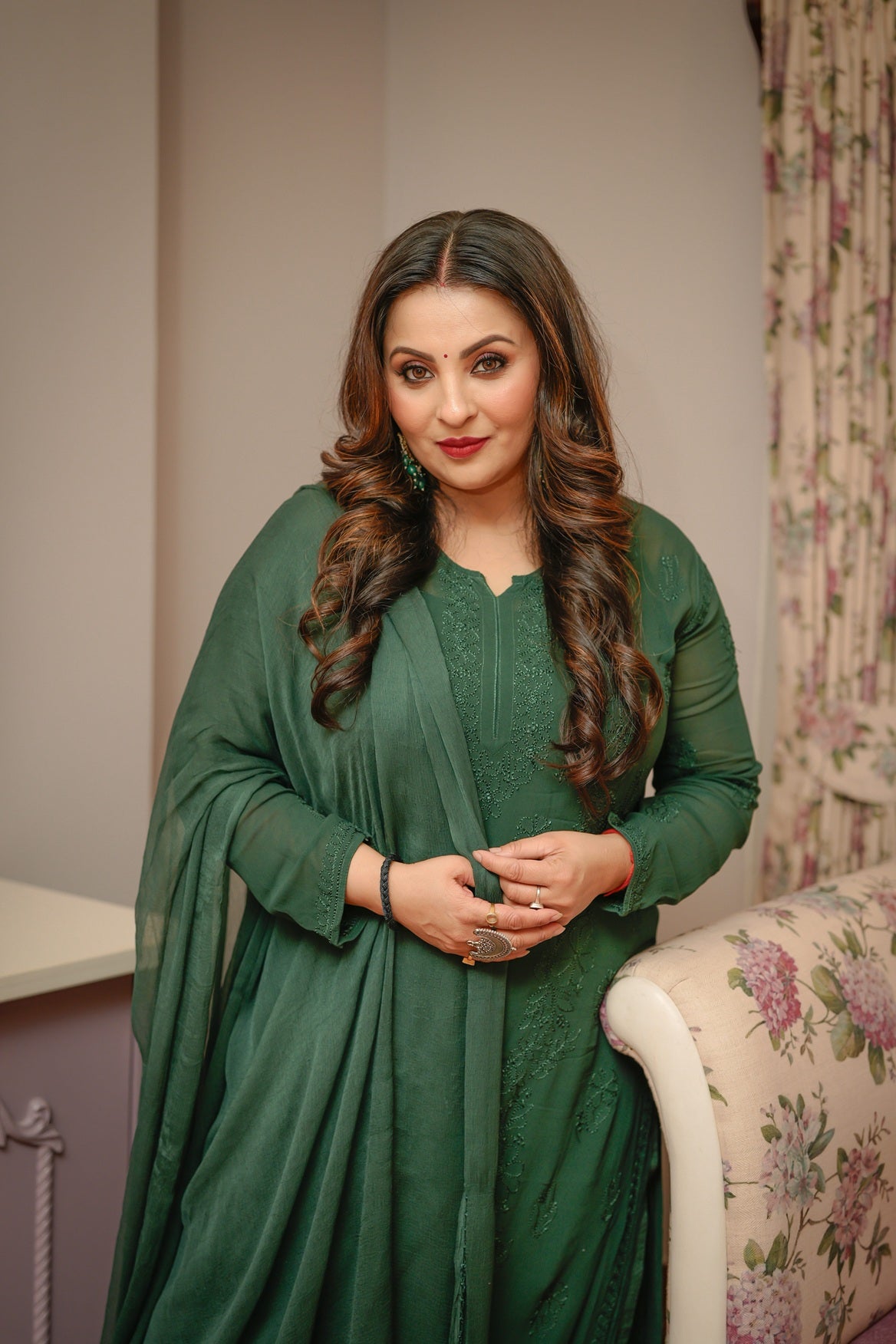 Ruhani Chikankari Viscose Kurta Pant Set