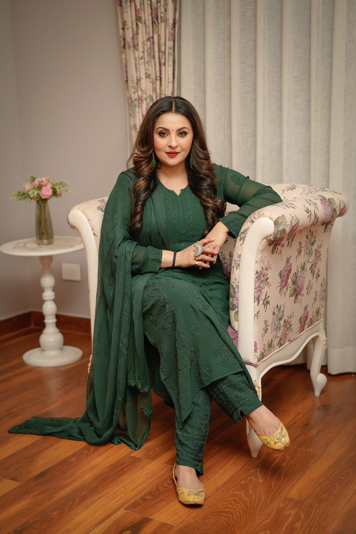 Ruhani Chikankari Viscose Kurta Pant Set