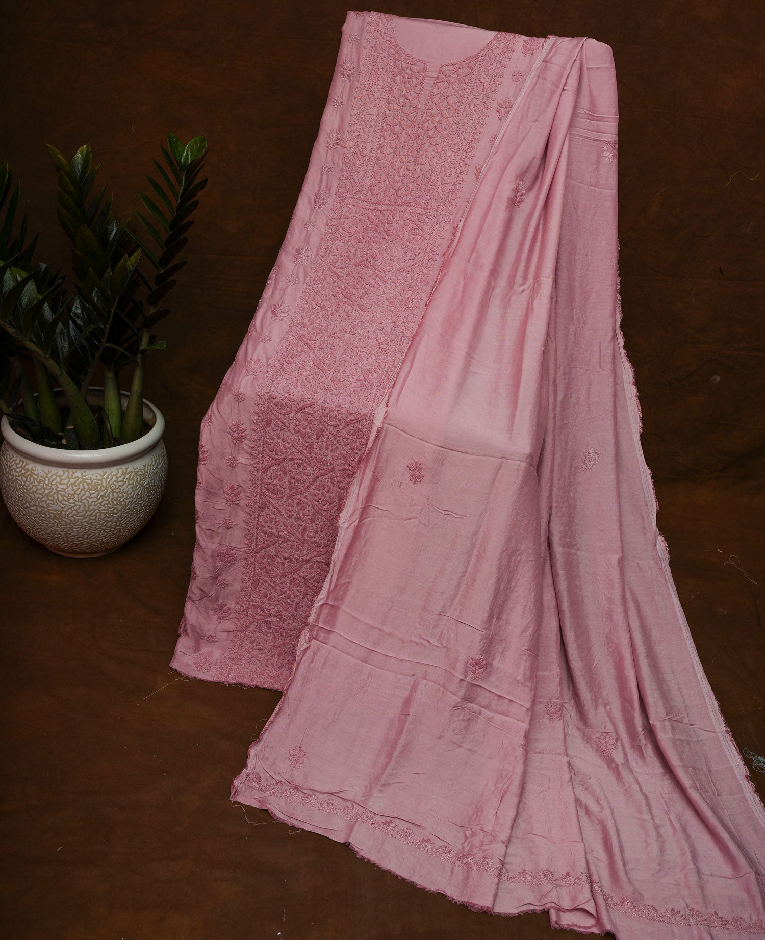 Muslin- Heavy Chikankari UnStitched 3 Pc Suit Set -Powder Pink