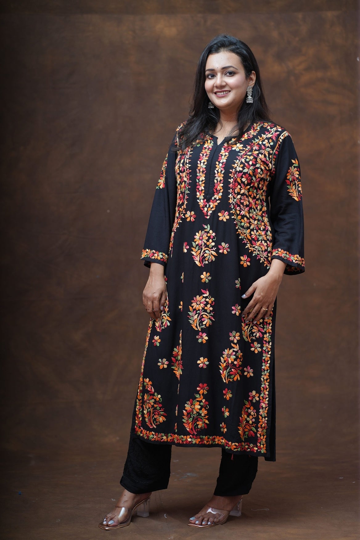 Varnika Rayon Multicolour Thread Chikankari Kurta-Black