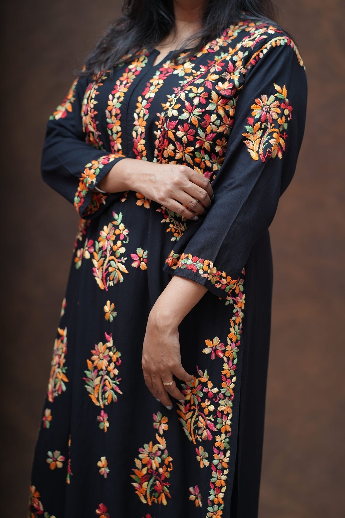 Varnika Rayon Multicolour Thread Chikankari Kurta-Black