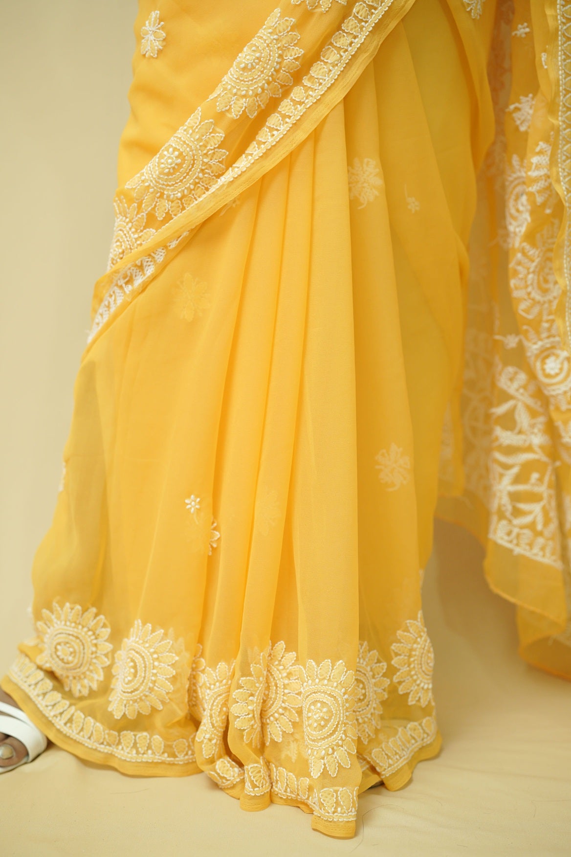 Sanya Suraj Chikankari Saree