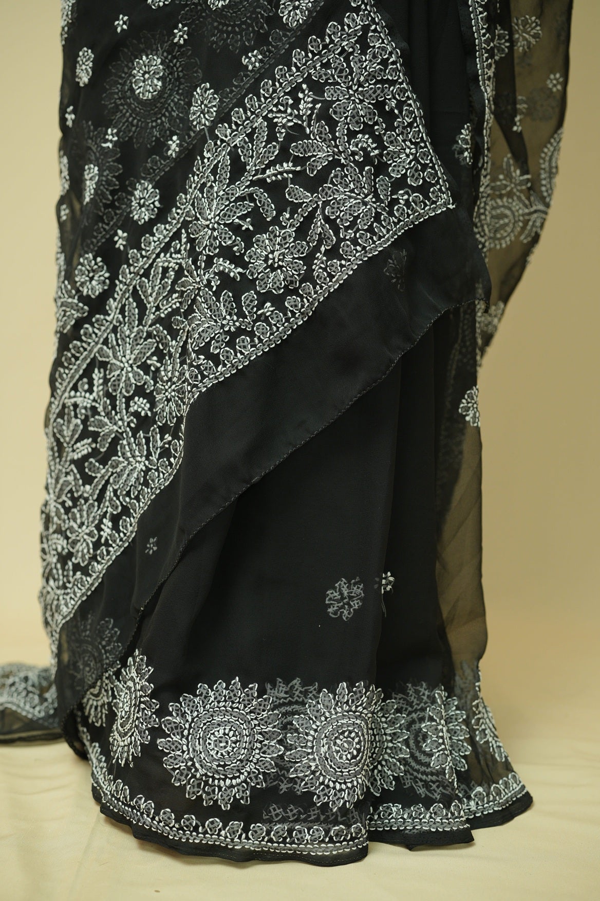 Sanya Suraj Chikankari Saree