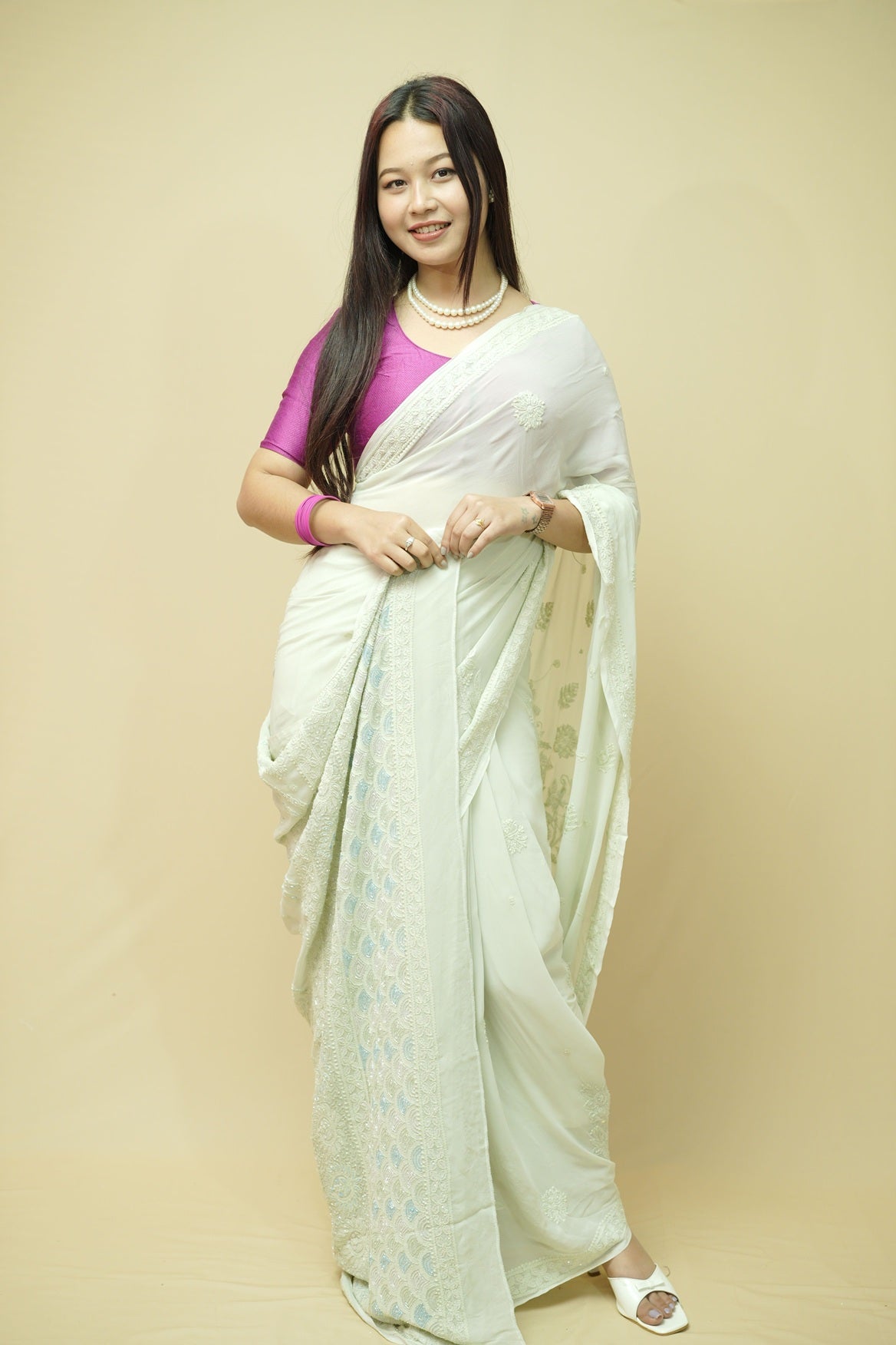 Elara Viscose Georgette Chikankari Saree-Pastel Green