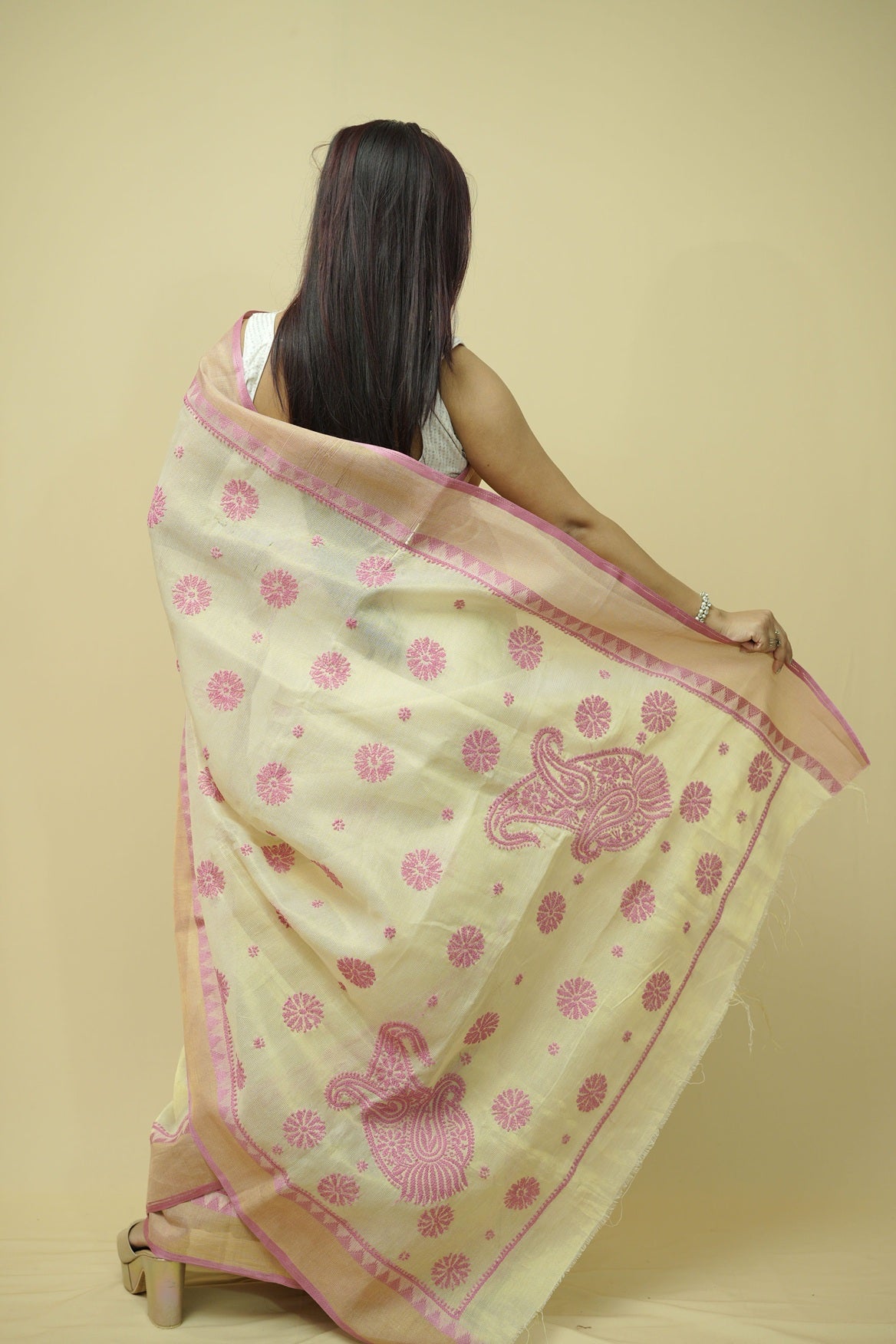 Suhana Nalli Silk Chikankari Saree