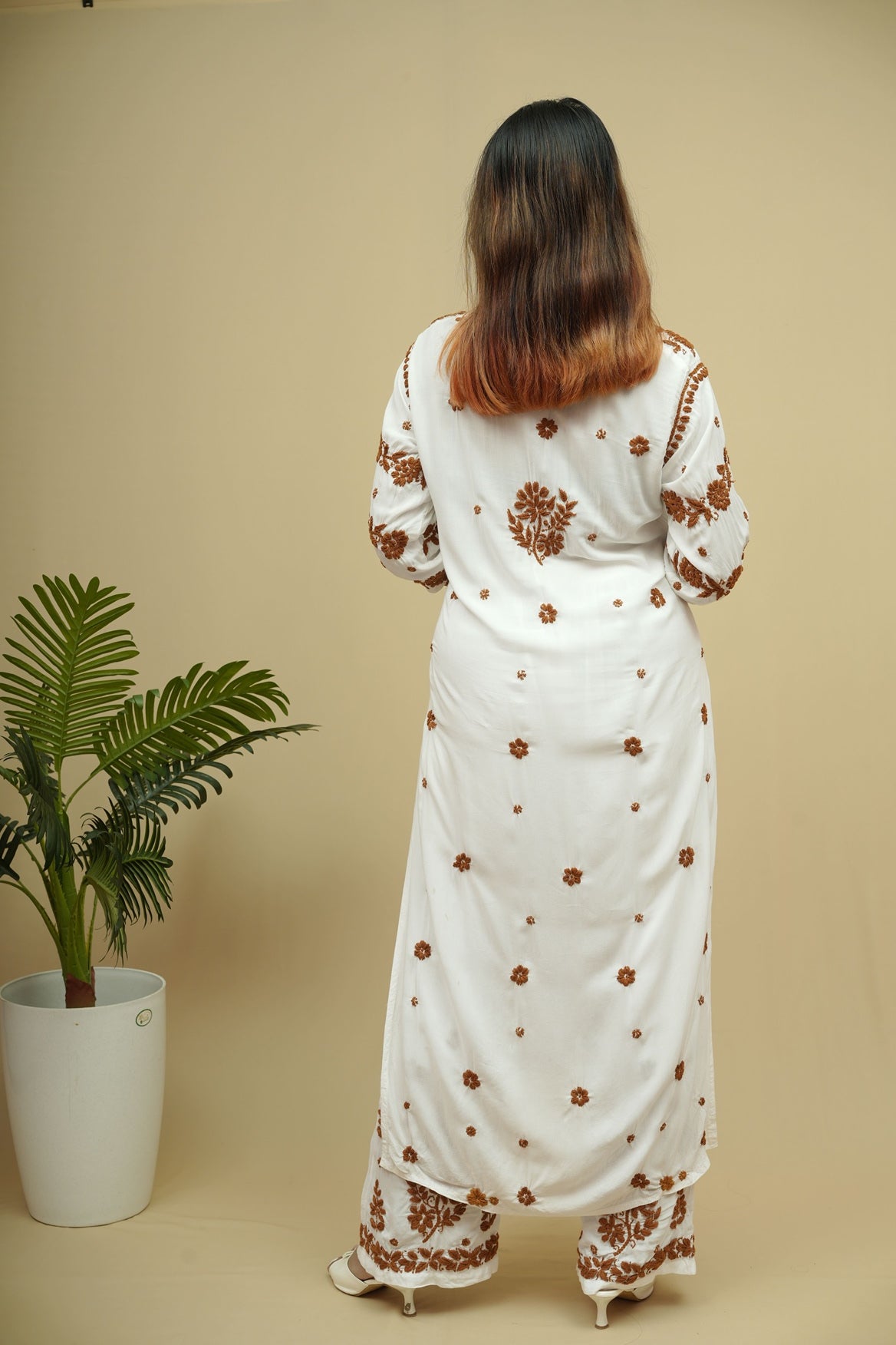 Vareesha 3D Chikankari Kurta Pant Set