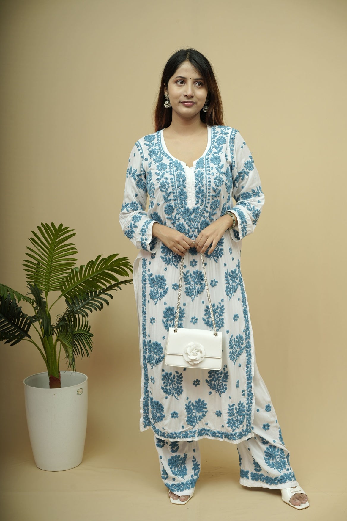 Vareesha 3D Chikankari Kurta Pant Set