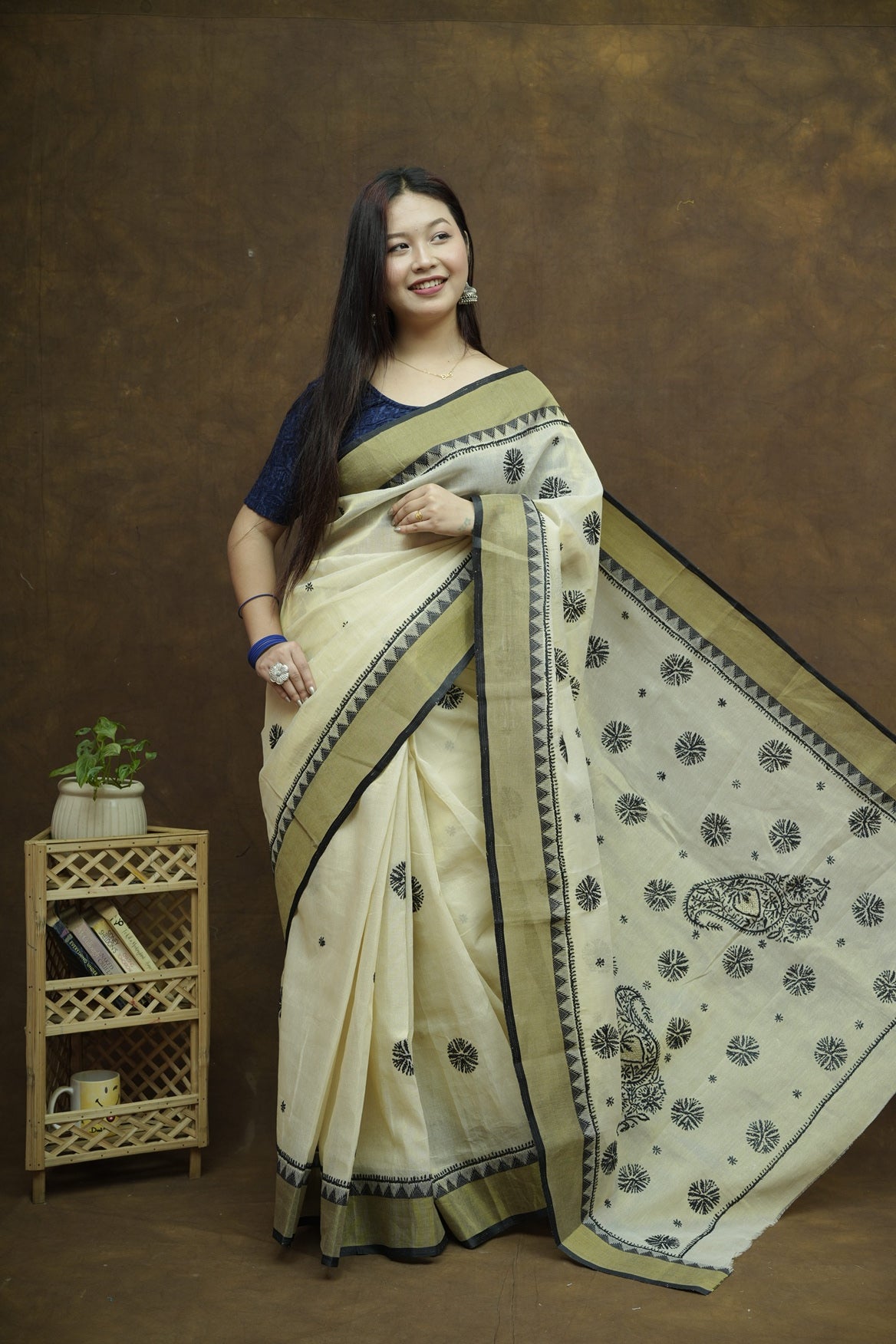 Suhana Nalli Silk Chikankari Saree